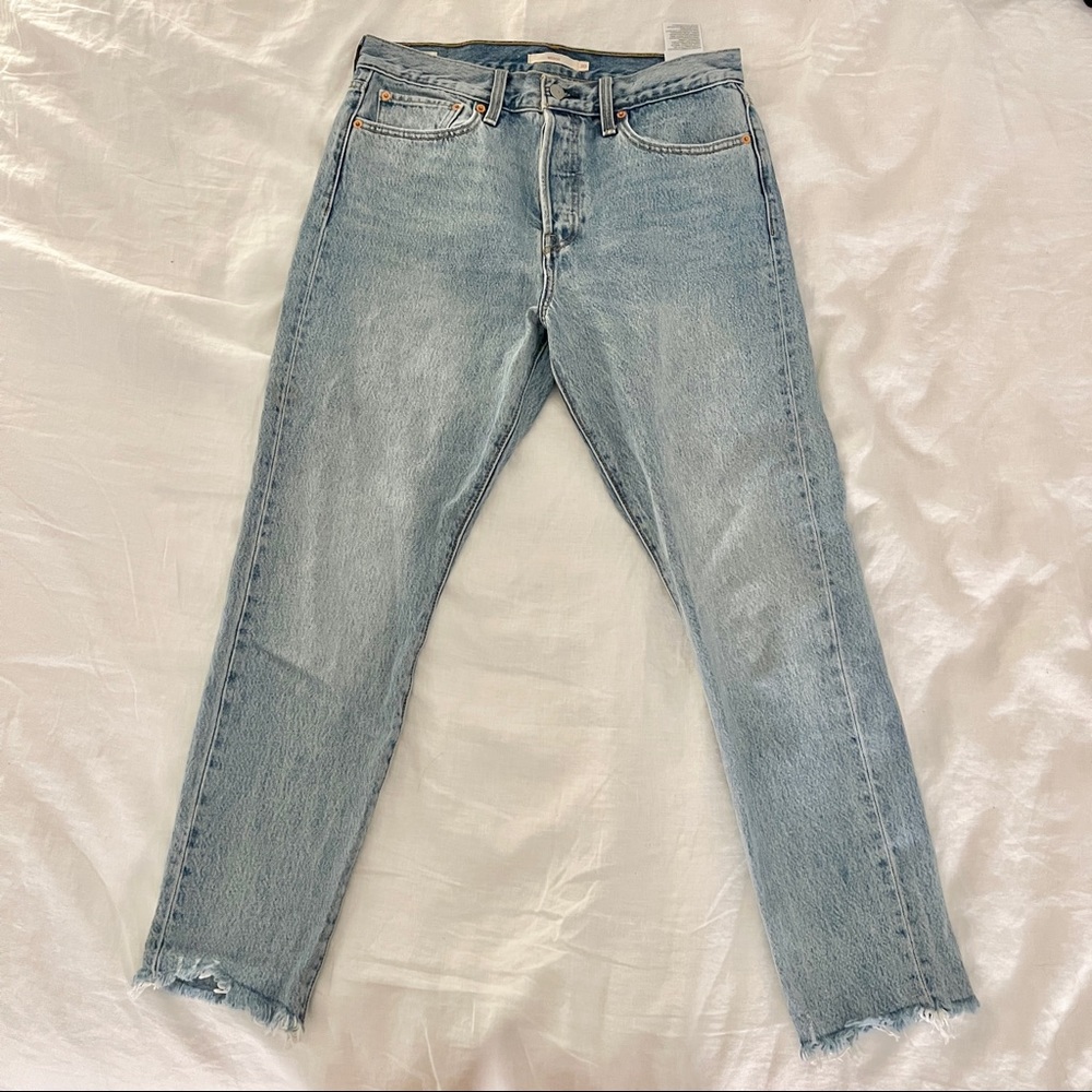 Levi’s Wedgie Fit Ankle Jeans in Medium Wash